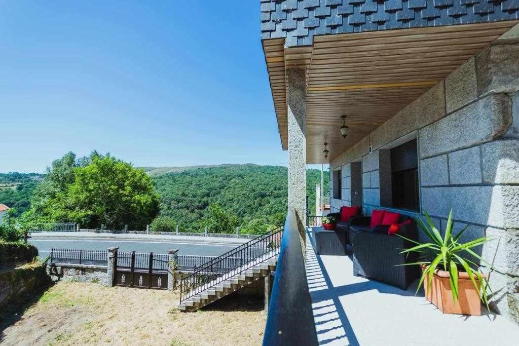 A Pereira Casa Ourense Guxinde מראה חיצוני תמונה