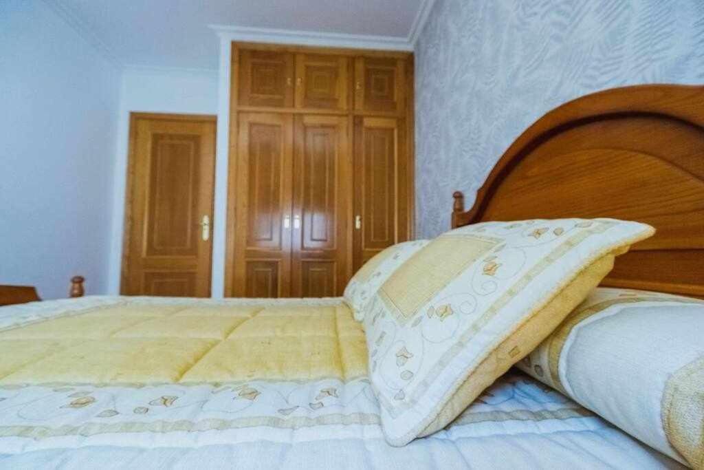A Pereira Casa Ourense Guxinde מראה חיצוני תמונה